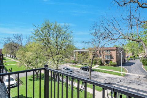 Tiny photo for 9621 S Karlov Avenue #301, Oak Lawn, IL 60453 (MLS # 12628580)