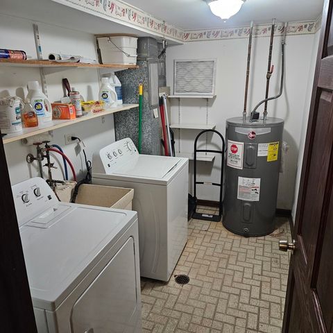 Tiny photo for 9051 S Roberts Road #102, Hickory Hills, IL 60457 (MLS # 12484141)