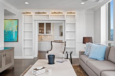 Tiny photo for 10 E Delaware Place #28E, Chicago, IL 60611 (MLS # 12453185)