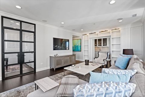 Tiny photo for 10 E Delaware Place #28E, Chicago, IL 60611 (MLS # 12453185)