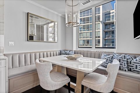 Tiny photo for 10 E Delaware Place #28E, Chicago, IL 60611 (MLS # 12453185)