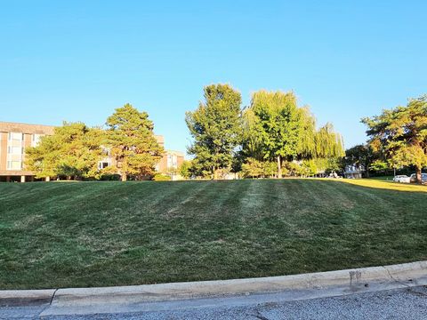 Tiny photo for 200 Thames Parkway #1K, Park Ridge, IL 60068 (MLS # 12482761)