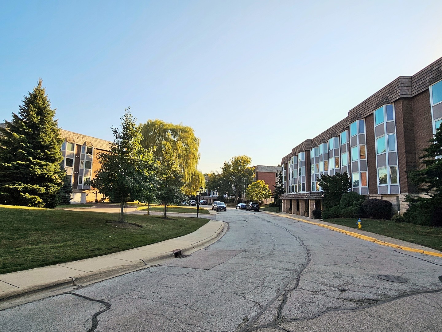 200 Thames Parkway 1K