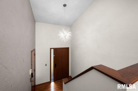 Tiny photo for 4828 6TH Avenue, Moline, IL 61265 (MLS # QC4269283)