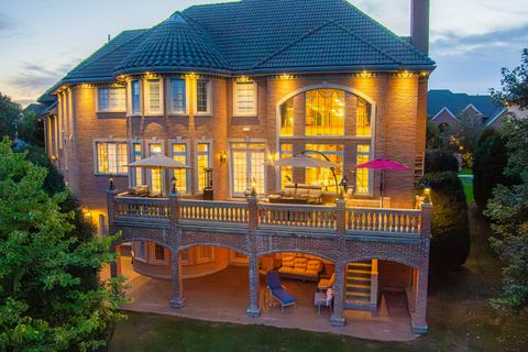 Tiny photo for 147 Los Lagos Drive, Bloomingdale, IL 60108 (MLS # 12570464)