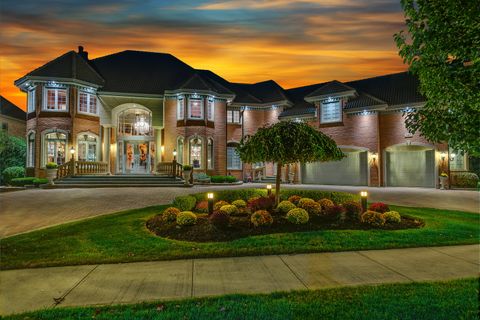 Tiny photo for 147 Los Lagos Drive, Bloomingdale, IL 60108 (MLS # 12570464)