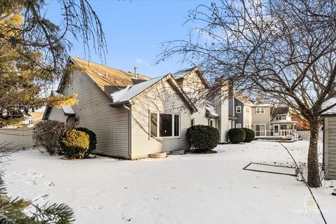 Tiny photo for 1190 Woodcreek Lane, Hoffman Estates, IL 60169 (MLS # 12550268)