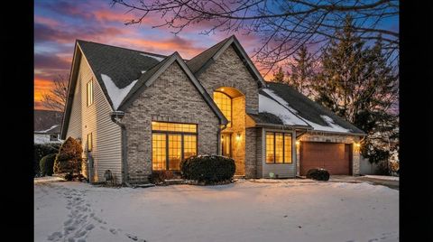 Photo of 1190 Woodcreek Lane, Hoffman Estates, IL 60169 (MLS # 12550268)