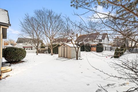Tiny photo for 1190 Woodcreek Lane, Hoffman Estates, IL 60169 (MLS # 12550268)