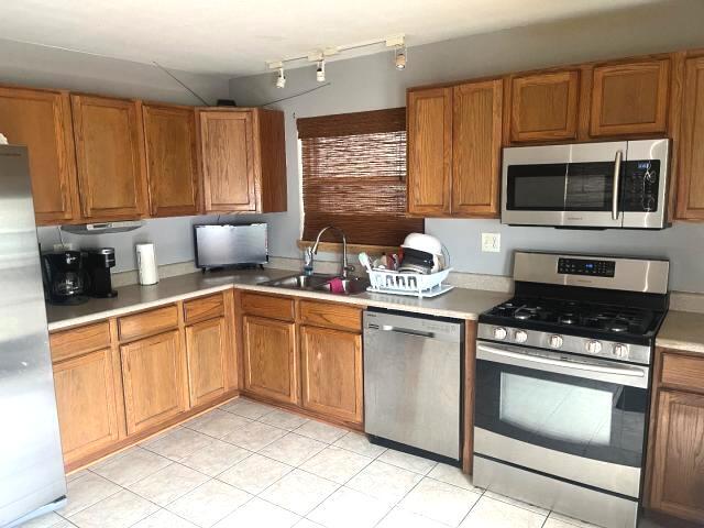 1610 S Saint Louis Avenue - Photo 4