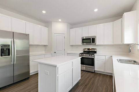 Tiny photo for 32012 Savannah Drive, Lakemoor, IL 60051 (MLS # 12531835)