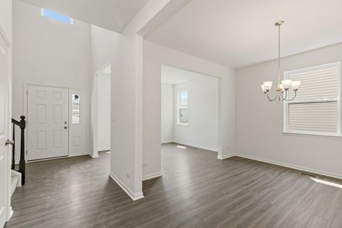 Tiny photo for 32012 Savannah Drive, Lakemoor, IL 60051 (MLS # 12531835)