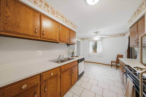 Tiny photo for 650 WAVERLY Drive #D, Elgin, IL 60120 (MLS # 12730487)