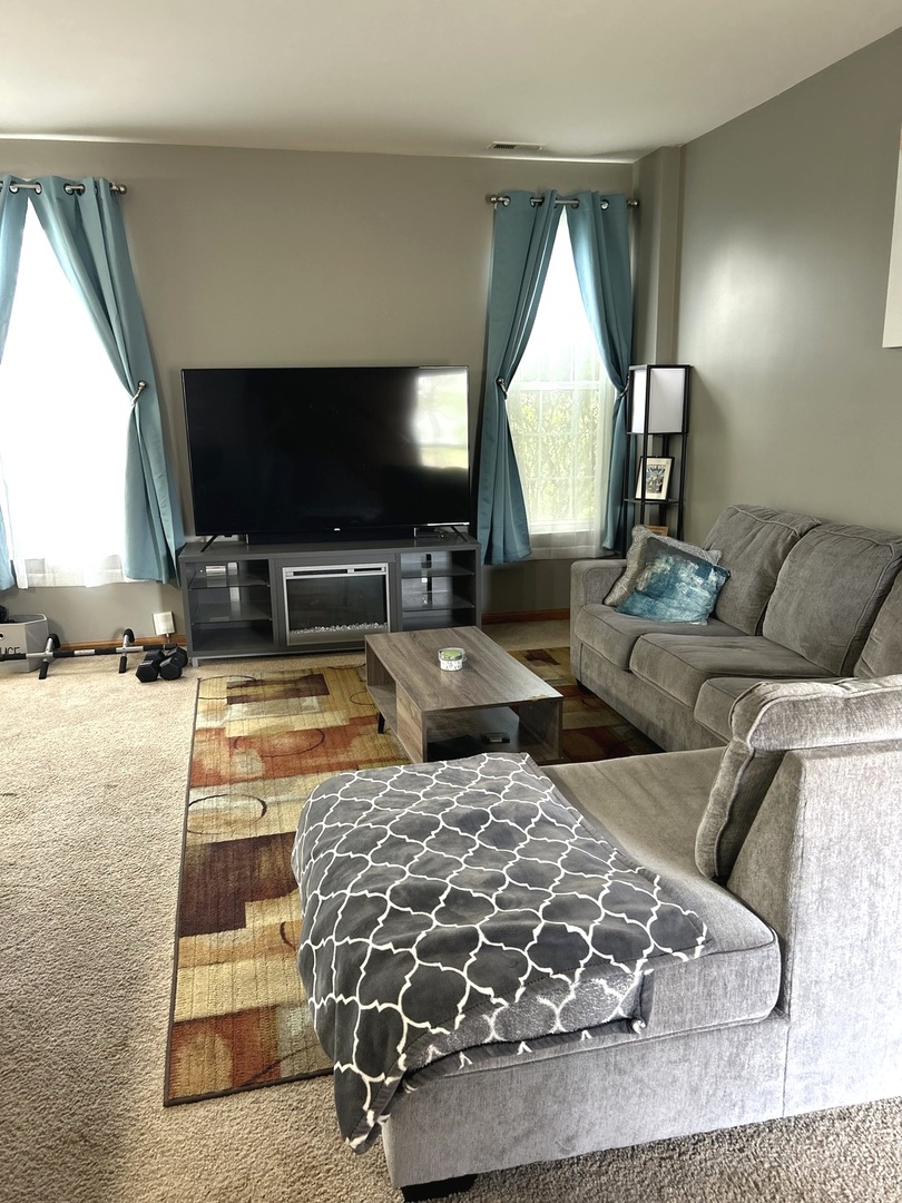 4909 Courtland Circle