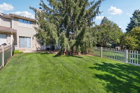 Tiny photo for 2056 Yellow Daisy Court, Naperville, IL 60563 (MLS # 12457212)