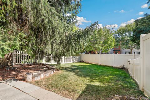 Tiny photo for 2056 Yellow Daisy Court, Naperville, IL 60563 (MLS # 12457212)