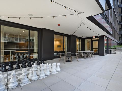 Tiny photo for 21 N May Street #305, Chicago, IL 60607 (MLS # 12612048)