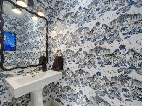 Tiny photo for 21 N May Street #305, Chicago, IL 60607 (MLS # 12612048)