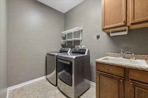 Tiny photo for 327 Shelbourne Road, Volo, IL 60073 (MLS # 12678628)