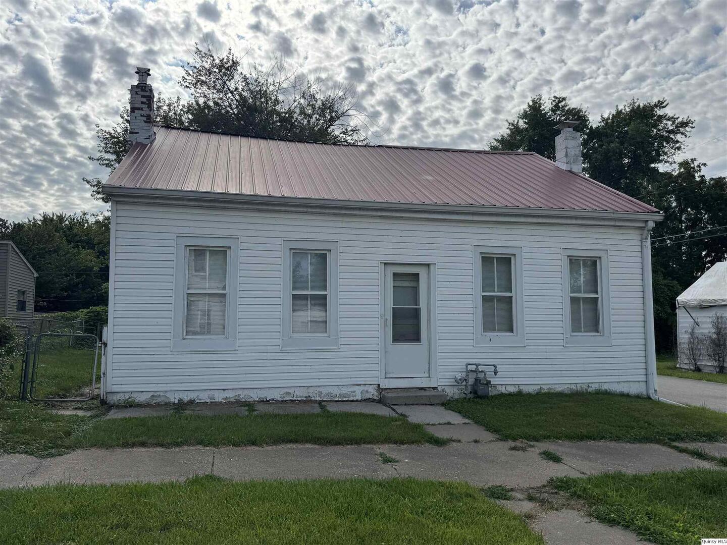 726 S 6th