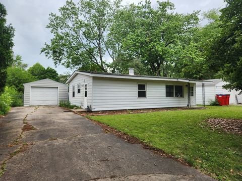 1313 Hollycrest Drive Champaign IL 61821