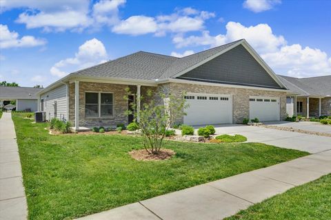 Tiny photo for 512 S 6th Street, Fairbury, IL 61739 (MLS # 12648992)