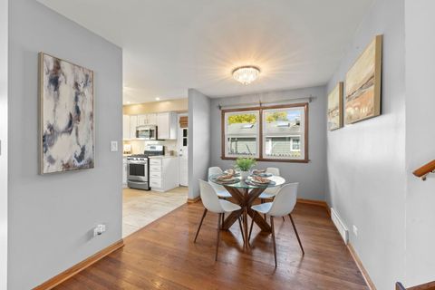 Tiny photo for 373 N Lombard Avenue, Lombard, IL 60148 (MLS # 12490061)