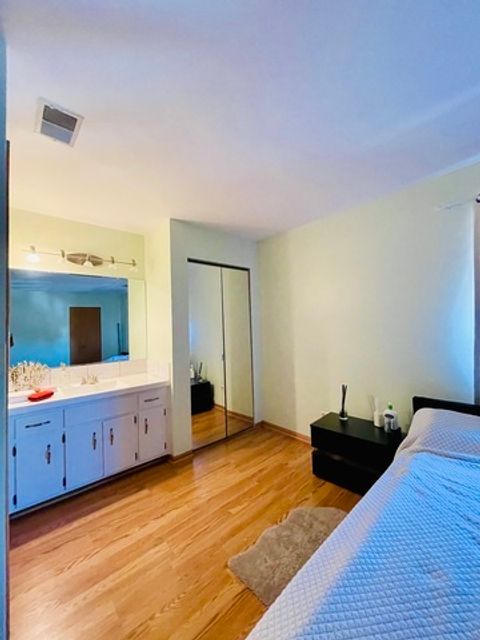 Tiny photo for 5630 W 103rd Street #308, Oak Lawn, IL 60453 (MLS # 12480371)