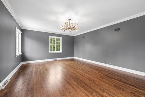 Tiny photo for 845 Glen Oak Drive, Winnetka, IL 60093 (MLS # 12583662)