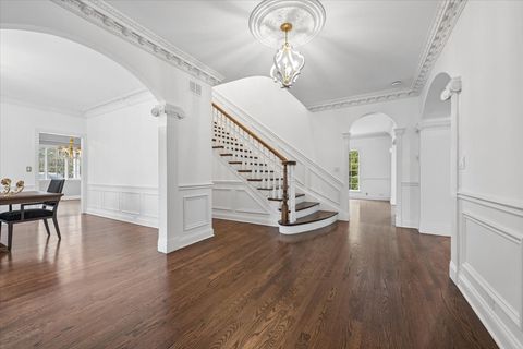 Tiny photo for 845 Glen Oak Drive, Winnetka, IL 60093 (MLS # 12583662)