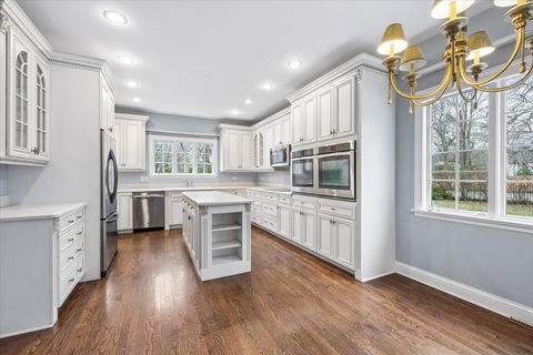 Tiny photo for 845 Glen Oak Drive, Winnetka, IL 60093 (MLS # 12583662)