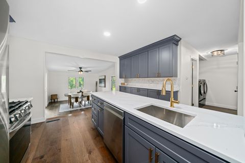 Tiny photo for 1059 Zelma Road, Lake Holiday, IL 60548 (MLS # 12487138)