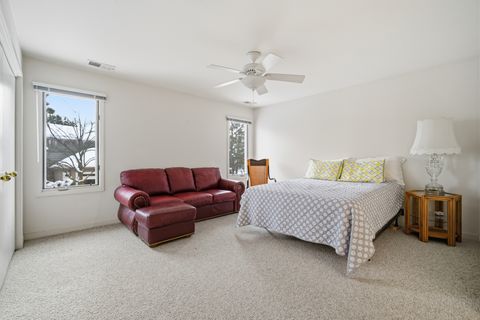 Tiny photo for 336 Rivershire Court, Lincolnshire, IL 60069 (MLS # 12527939)