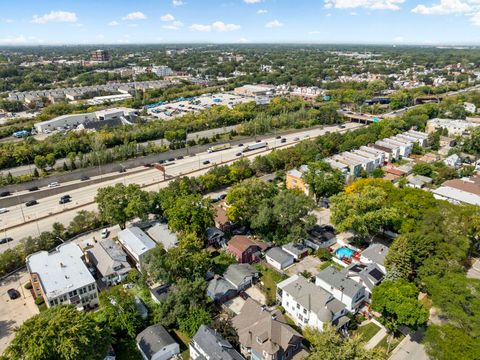 Tiny photo for 4655 N Keating Avenue, Chicago, IL 60630 (MLS # 12569016)