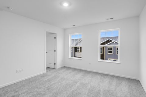 Tiny photo for 426 Red Oak Circle, Volo, IL 60020 (MLS # 12633090)