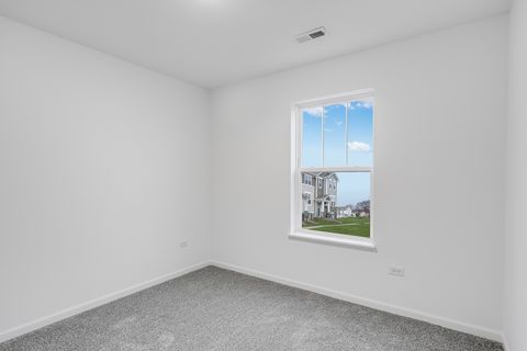 Tiny photo for 426 Red Oak Circle, Volo, IL 60020 (MLS # 12633090)