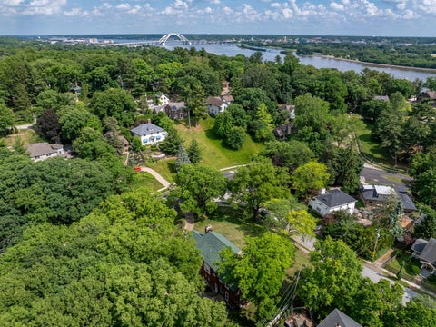Tiny photo for 40 Edgehill Terrace, Davenport, IA 52803 (MLS # 12670899)