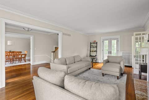 Tiny photo for 40 Edgehill Terrace, Davenport, IA 52803 (MLS # 12670899)
