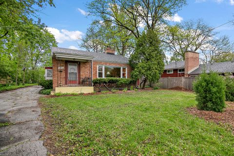 Tiny photo for 2444 183rd Street, Homewood, IL 60430 (MLS # 12628007)