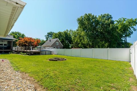 Tiny photo for 304 S Monroe Street, Mackinaw, IL 61755 (MLS # 12671679)