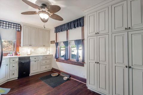 Tiny photo for 304 S Monroe Street, Mackinaw, IL 61755 (MLS # 12671679)