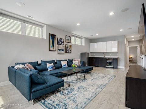Tiny photo for 2544 W Warren Boulevard, Chicago, IL 60612 (MLS # 12750059)