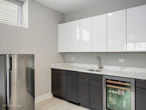 Tiny photo for 2544 W Warren Boulevard, Chicago, IL 60612 (MLS # 12750059)