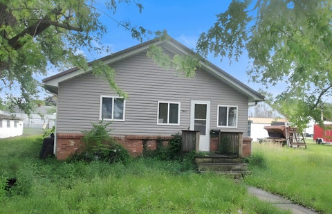 Photo of 408 E Saint Petersburg Street, Robinson, IL 62454 (MLS # 12745884)