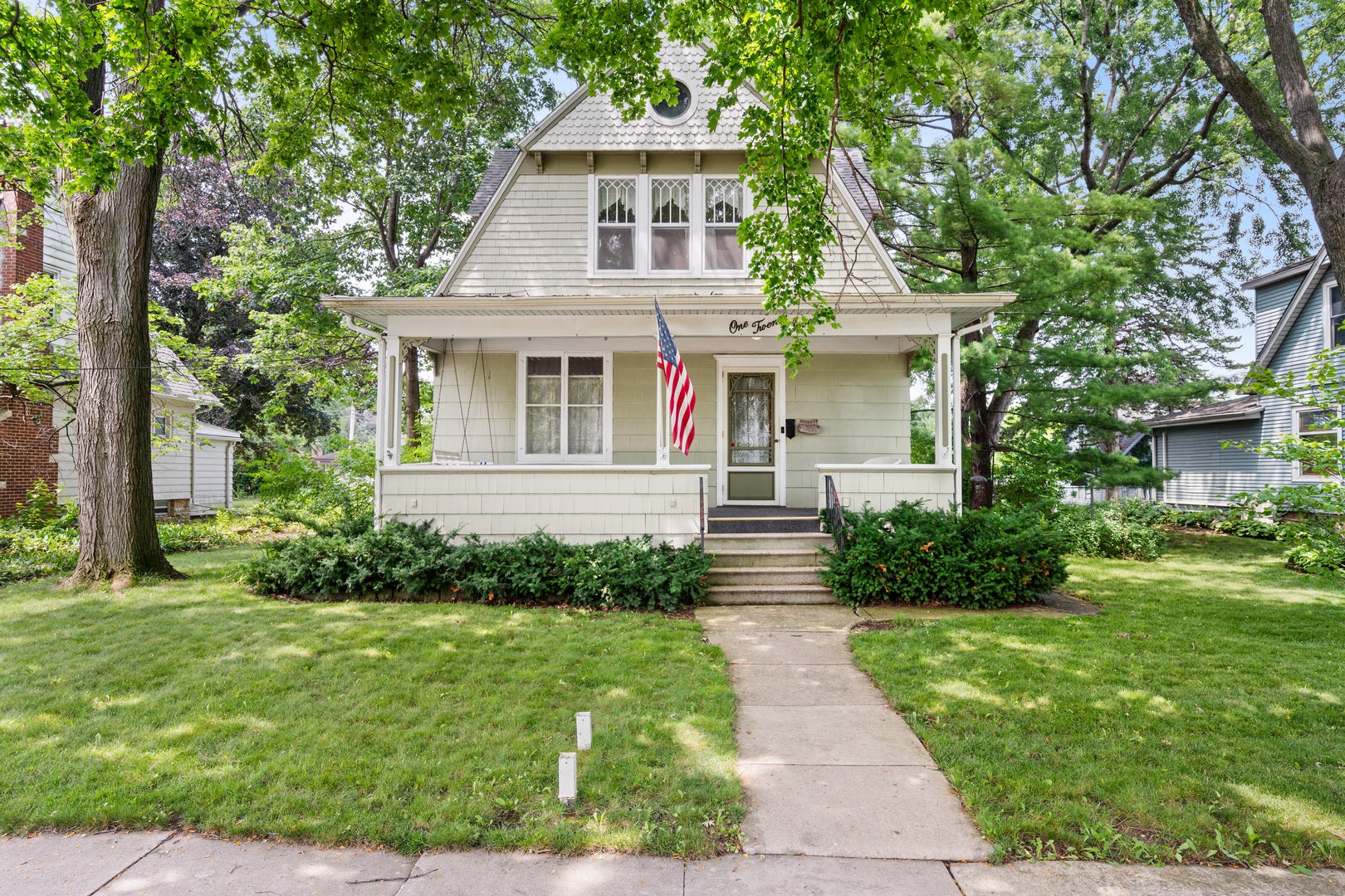 127 Alma Street
