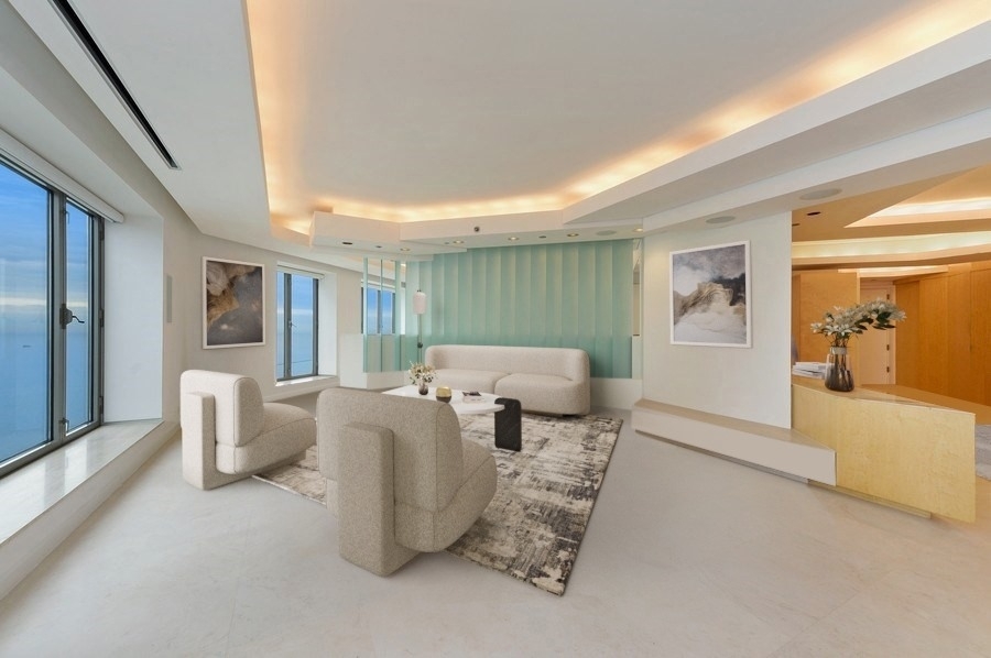 950 N Michigan Avenue 4003