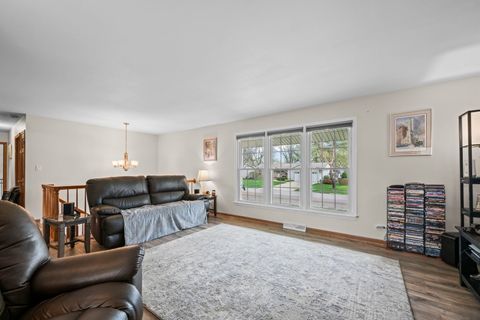 Tiny photo for 362 N Winston Drive, Palatine, IL 60074 (MLS # 12616645)