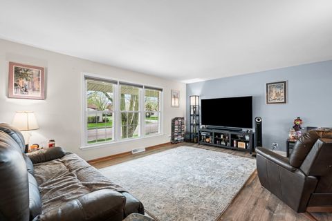 Tiny photo for 362 N Winston Drive, Palatine, IL 60074 (MLS # 12616645)