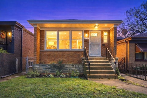 Photo of 8231 S Wentworth Avenue, Chicago, IL 60620 (MLS # 12768568)