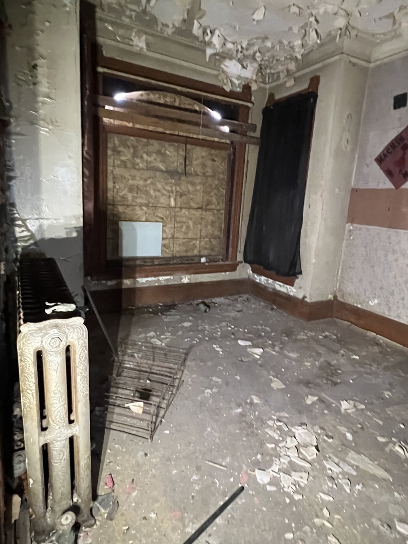 3345 W Monroe Street